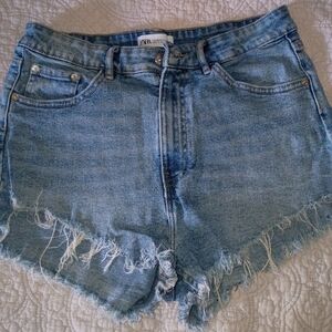 Zara Women's Blue Denim Shorts